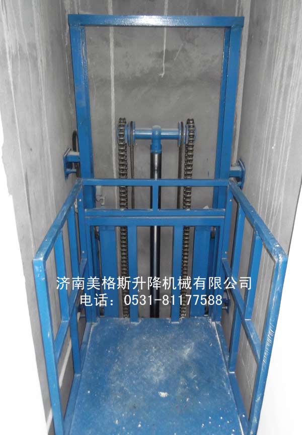 樂山建設(shè)銀行導(dǎo)軌式升降機(jī)