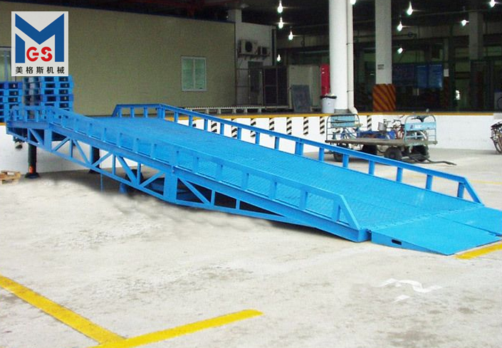 移動式登車橋