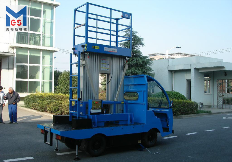 車載鋁合金式升降機(jī)