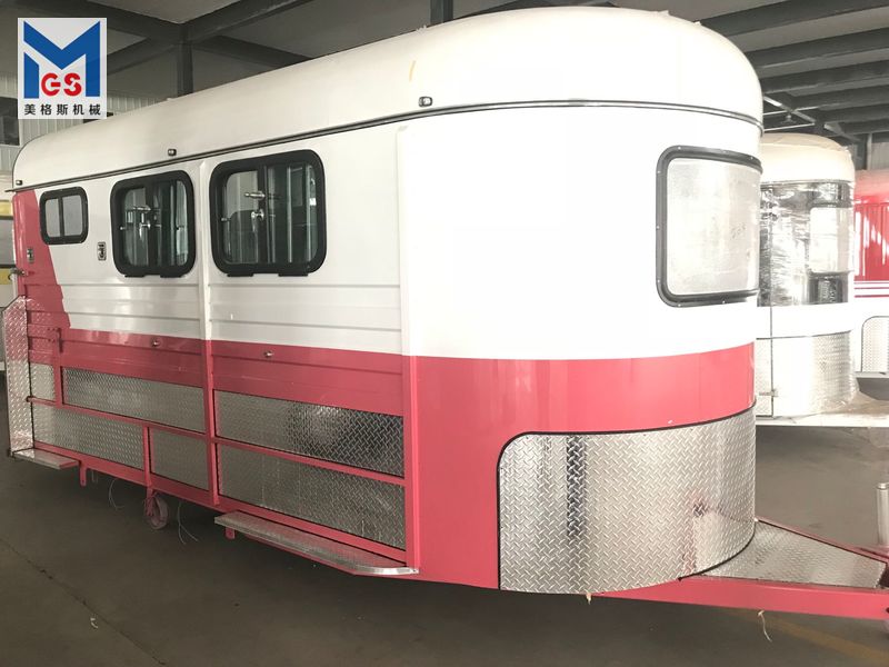 三馬角裝標準款托馬車 